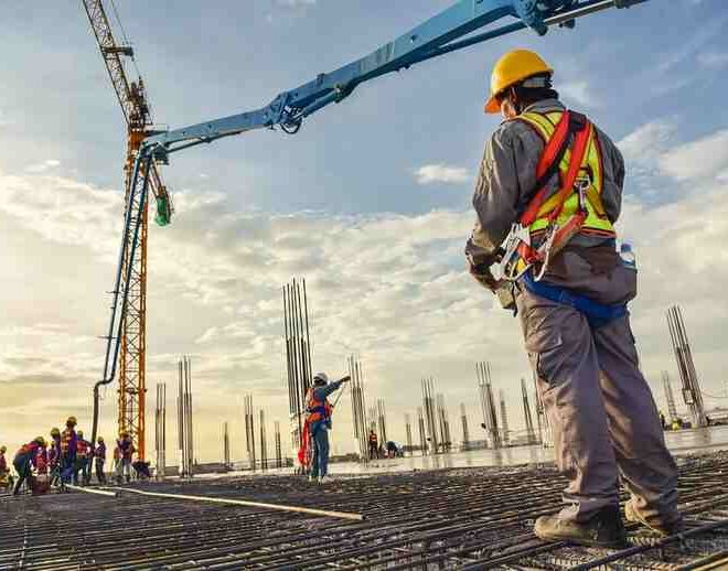 Avoiding Downtime: Choosing the Right Equipment for the Job Site