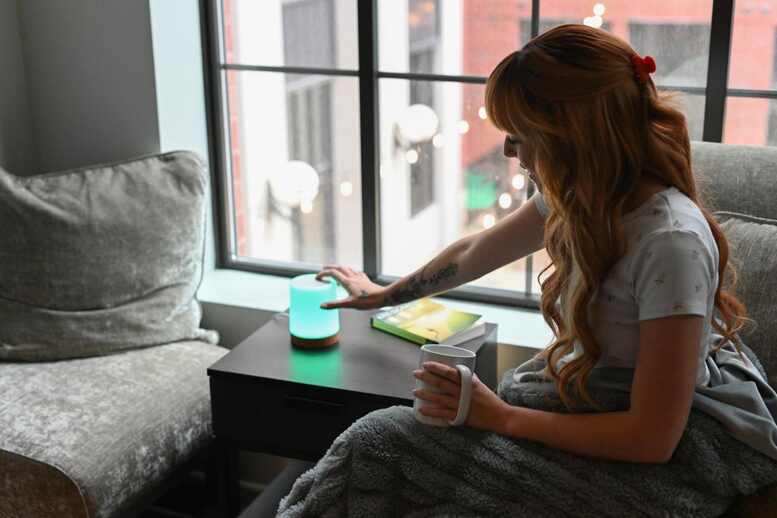 How Frameo Frames and Friendship Lamps Keep Love Alive